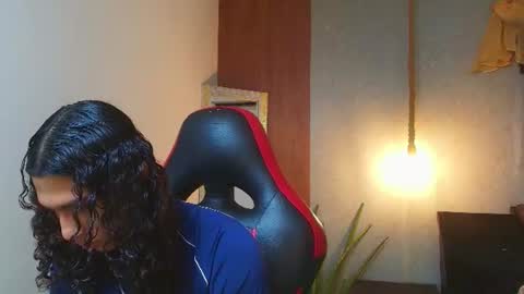 Snapshot of nazper_ chatting on August 6, 6:32 pm Nazper online show from August 6, 6:32 pm
