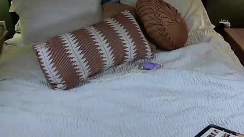 Snapshot of ndn_luv chatting on September 26, 7:29 pm Thony online show from September 26, 7:29 pm