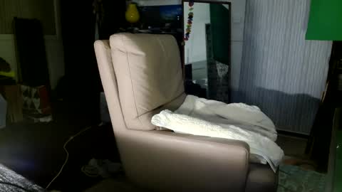 Hi Im CJ online show from January 11, 9:57 am