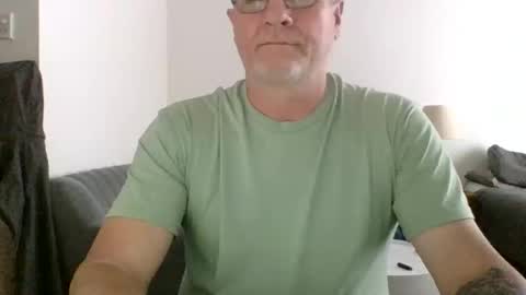 Snapshot of neckdown12 chatting on November 8, 8:29 pm neckdown12 online show from November 8, 8:29 pm