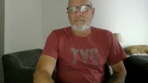 Snapshot of neckdown12 chatting on February 14, 9:11 pm neckdown12 online show from February 14, 9:11 pm