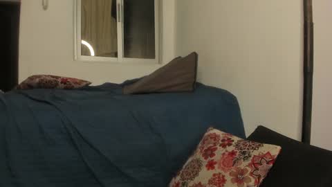 Snapshot of neeii chatting on January 19, 1:32 am Nei turn green online show from January 19, 1:32 am