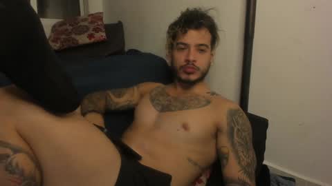 Snapshot of neeii chatting on January 22, 3:20 am Nei turn green online show from January 22, 3:20 am