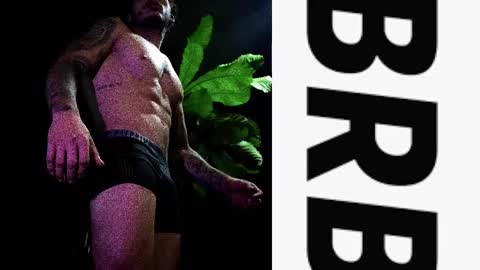 Snapshot of neeii chatting on March 6, 5:24 am Nei turn green online show from March 6, 5:24 am