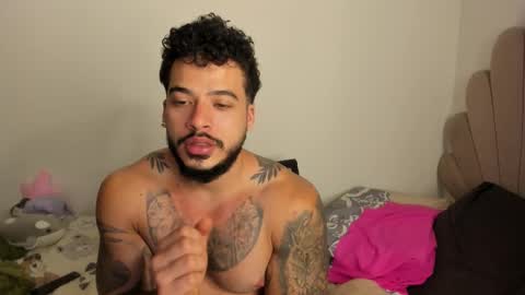 Snapshot of neeii chatting on September 9, 2:33 am Nei turn green online show from September 9, 2:33 am