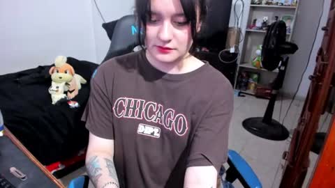 Geek Nicole    im Neeko UwU online show from July 28, 4:39 pm