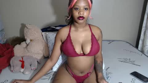 Snapshot of neeshaah chatting on January 16, 7:23 am Neeshaa online show from January 16, 7:23 am