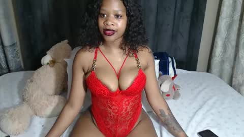 Snapshot of neeshaah chatting on February 8, 8:18 am Neeshaa online show from February 8, 8:18 am