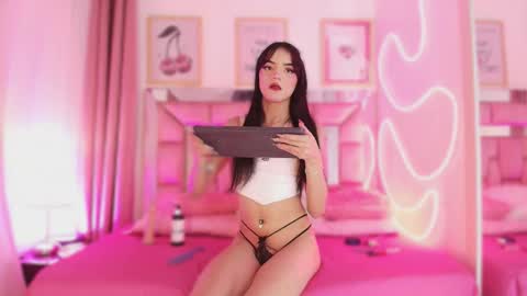 nefera_nox online show from December 15, 4:06 am