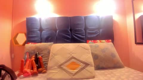 neferet_opal online show from February 19, 12:06 am