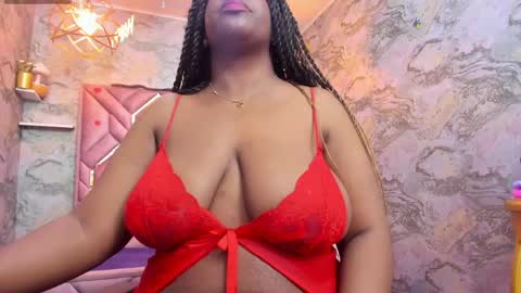 Snapshot of neffertiry_ebonny chatting on June 9, 5:02 pm Nefer online show from June 9, 5:02 pm