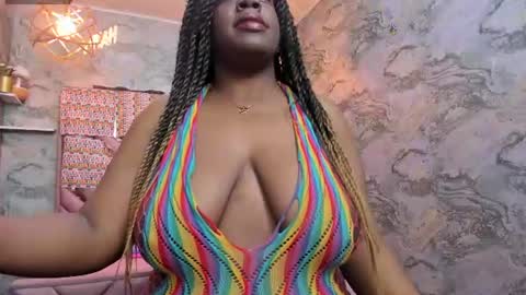 Snapshot of neffertiry_ebonny chatting on June 20, 2:58 am Nefer online show from June 20, 2:58 am