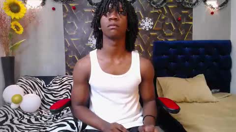 Snapshot of negga_cum chatting on December 1, 1:16 pm NEGGA online show from December 1, 1:16 pm