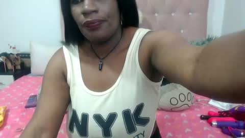 Snapshot of negrabig_38 chatting on July 27, 5:14 am negrabig 38 online show from July 27, 5:14 am