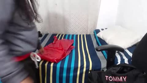 Zoe online show from October 11, 12:10 am