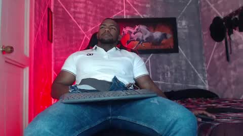 Snapshot of negritomeloso_k18 chatting on September 22, 1:13 pm negritomeloso_k18 online show from September 22, 1:13 pm