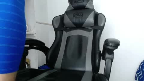 Snapshot of neitan___ chatting on April 15, 5:36 am neitan___ online show from April 15, 5:36 am