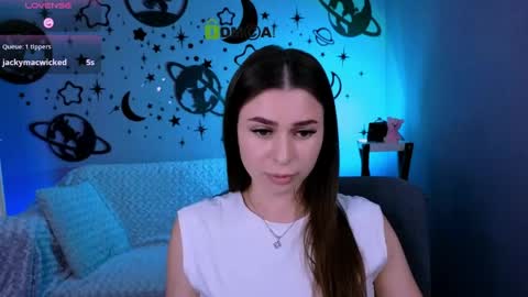 Snapshot of nekky_mouse chatting on June 3, 9:12 am Meow online show from June 3, 9:12 am