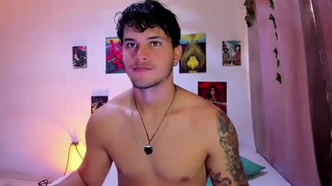 Snapshot of nekoboy01 chatting on December 24, 3:26 pm Nekoboy online show from December 24, 3:26 pm