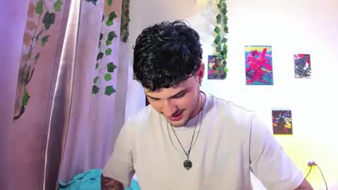 Snapshot of nekoboy01 chatting on January 6, 8:50 pm Nekoboy online show from January 6, 8:50 pm