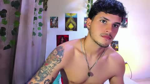 Snapshot of nekoboy01 chatting on January 6, 11:52 pm Nekoboy online show from January 6, 11:52 pm