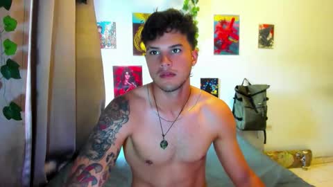 Snapshot of nekoboy01 chatting on October 6, 6:27 pm Nekoboy online show from October 6, 6:27 pm