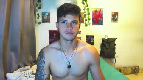 Snapshot of nekoboy01 chatting on October 20, 10:21 pm Nekoboy online show from October 20, 10:21 pm