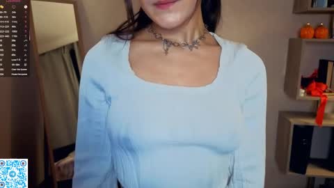 Snapshot of neldaestey chatting on May 10, 7:41 pm Vicky and Beatrice online show from May 10, 7:41 pm