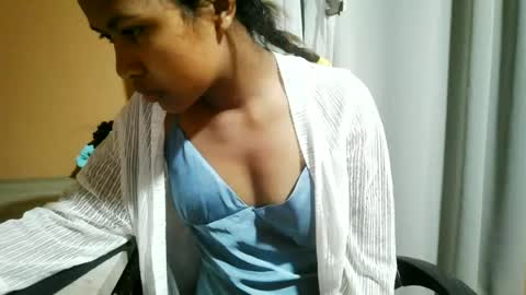 Snapshot of nelia_84 chatting on July 2, 4:24 pm nelia_84 online show from July 2, 4:24 pm