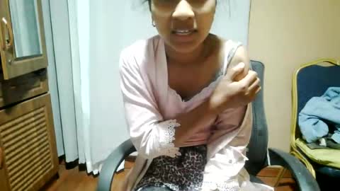Snapshot of nelia_84 chatting on July 27, 4:14 pm nelia_84 online show from July 27, 4:14 pm