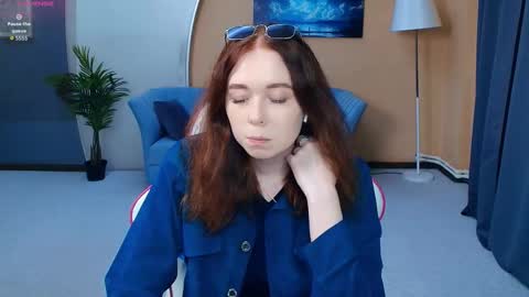 Snapshot of nelliemathers chatting on May 22, 7:52 pm Nelli online show from May 22, 7:52 pm