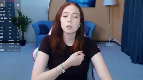 Snapshot of nelliemathers chatting on May 29, 8:07 pm Nelli online show from May 29, 8:07 pm