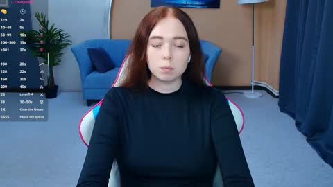 Snapshot of nelliemathers chatting on June 4, 7:42 pm Nelli online show from June 4, 7:42 pm