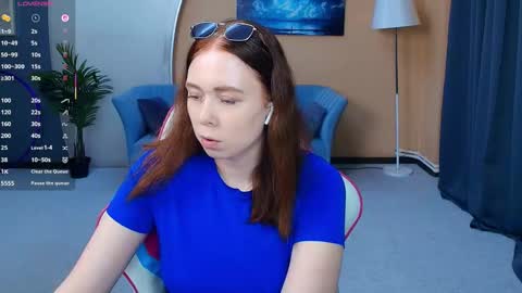 Snapshot of nelliemathers chatting on June 5, 7:52 pm Nelli online show from June 5, 7:52 pm