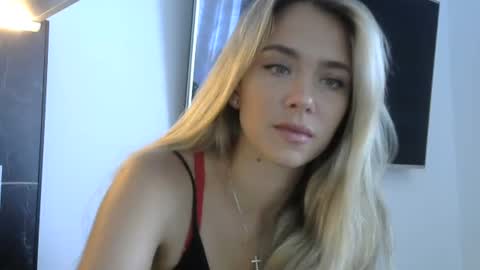 nelly_fortu online show from July 12, 11:01 am