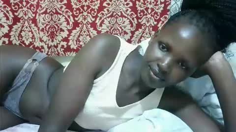 Snapshot of nelly_love001 chatting on May 5, 10:07 pm Nasty lover online show from May 5, 10:07 pm