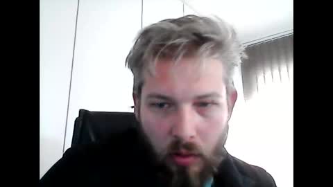 Snapshot of nemooke89 chatting on November 13, 8:24 am Nemo online show from November 13, 8:24 am