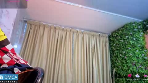 Snapshot of nena_cupcake_ chatting on May 12, 11:07 am Salome Nena cupcake online show from May 12, 11:07 am