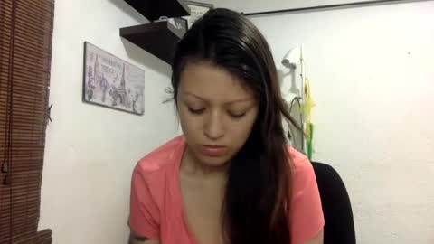 Snapshot of nena_lov chatting on July 20, 12:03 am Star online show from July 20, 12:03 am