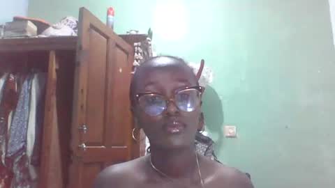 Snapshot of nenelovesyou chatting on April 10, 11:26 am NENE online show from April 10, 11:26 am