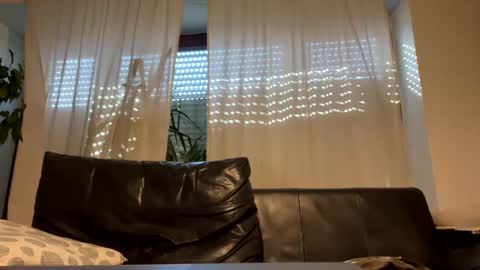 neneo21_ online show from March 11, 9:13 am