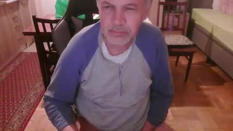 Snapshot of neno89654 chatting on March 28, 4:01 am neno89654 online show from March 28, 4:01 am