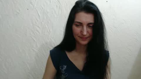Snapshot of nensyfay_ chatting on January 25, 10:28 pm Nensy online show from January 25, 10:28 pm