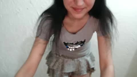 Snapshot of nensyfay_ chatting on March 7, 6:33 pm Nensy online show from March 7, 6:33 pm