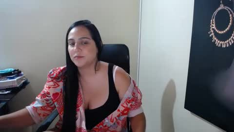 Snapshot of neny445 chatting on February 5, 9:07 pm kelly lopez online show from February 5, 9:07 pm