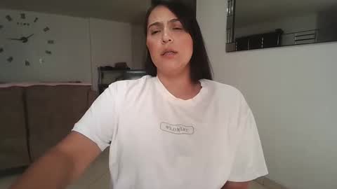 Snapshot of neny445 chatting on September 30, 6:46 pm kelly lopez online show from September 30, 6:46 pm