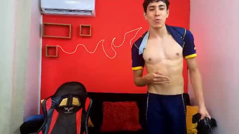 Snapshot of neo_twink chatting on June 13, 7:12 pm just Daniel online show from June 13, 7:12 pm