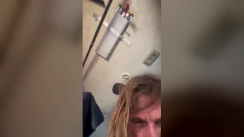 neocrete online show from March 25, 8:48 pm