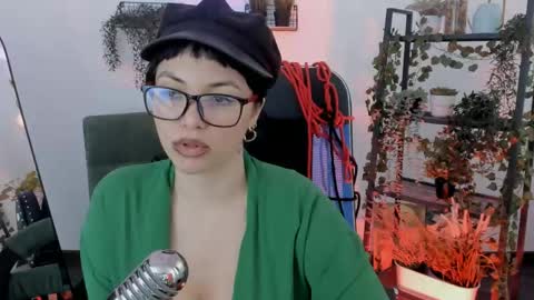 Snapshot of neogeisha28 chatting on May 16, 1:54 pm Neo Geisha online show from May 16, 1:54 pm