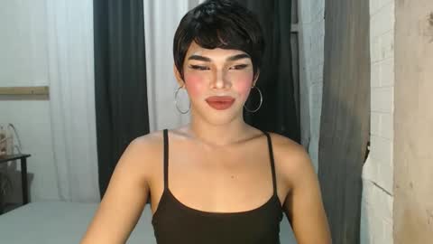 neomi online show from November 9, 4:11 am